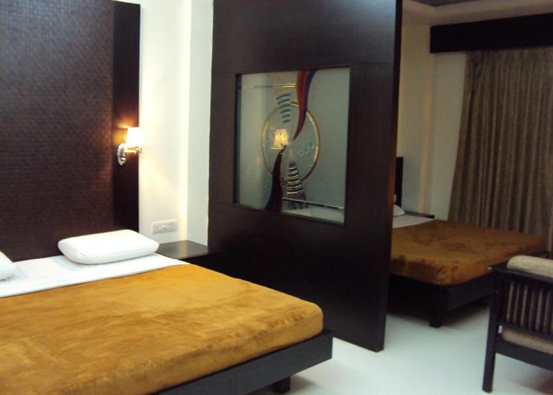 Aman Deluxe Hotel Ню Делхи Екстериор снимка